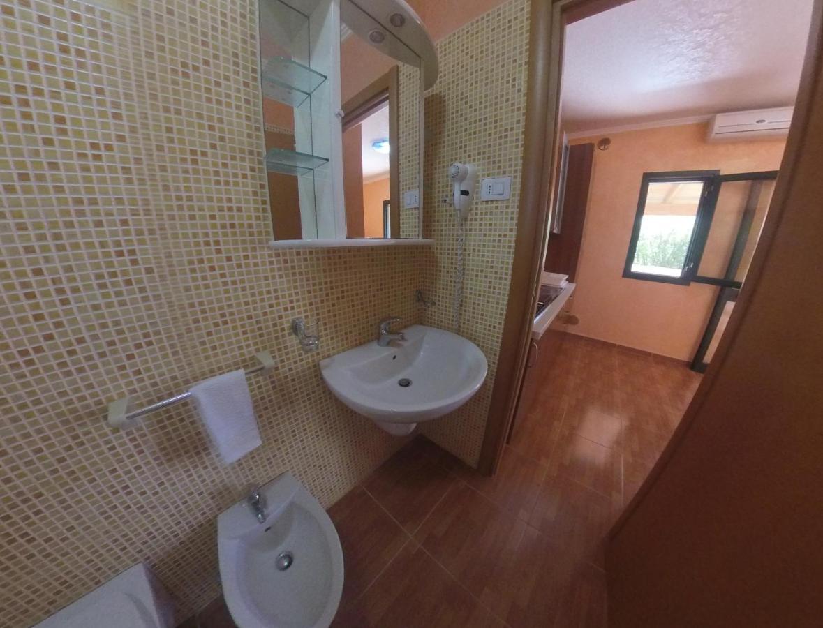 Villa Terra Nostra Вьесте Экстерьер фото
